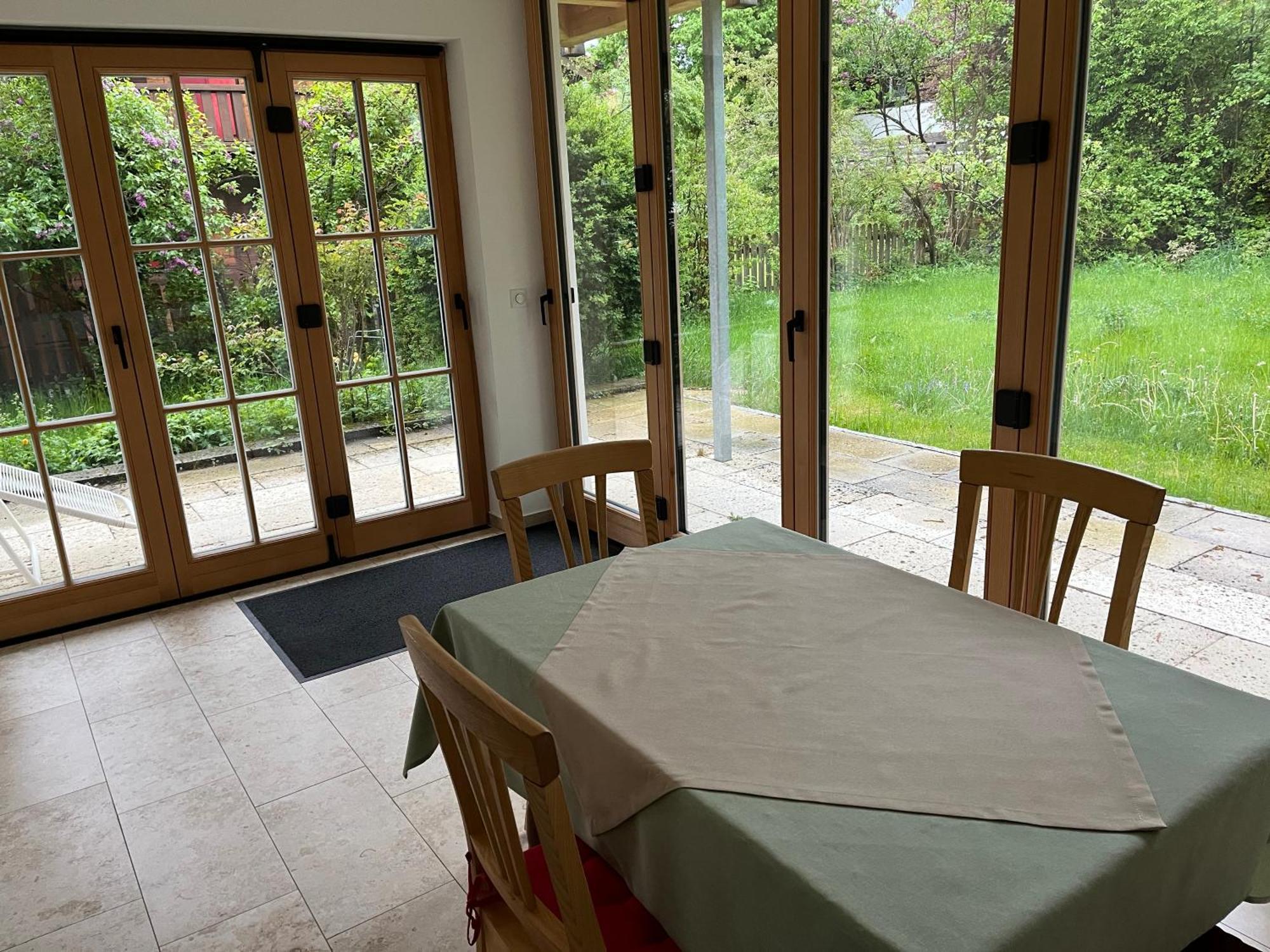 Barrierefreie 3-Zi.-Ferienwohnung Mit Gartenzugang In Ruhiger, Zentrumsnaher Lage Обераммергау Экстерьер фото